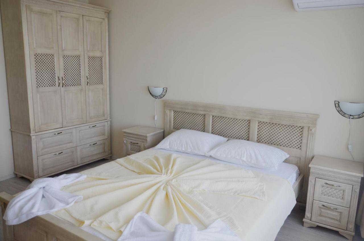 Ashram Hotel Primorsko Eksteriør bilde